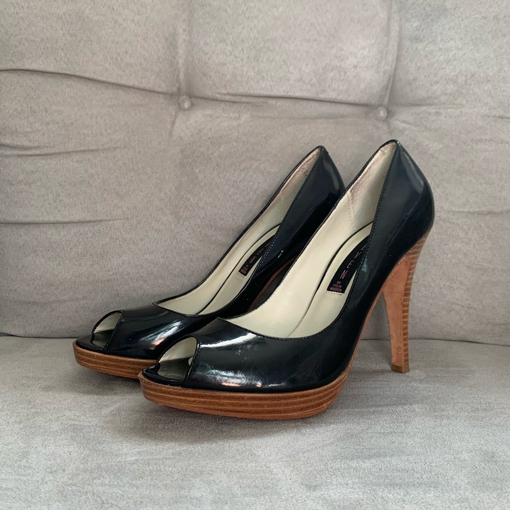 Steven by Steve Madden peep toe heel